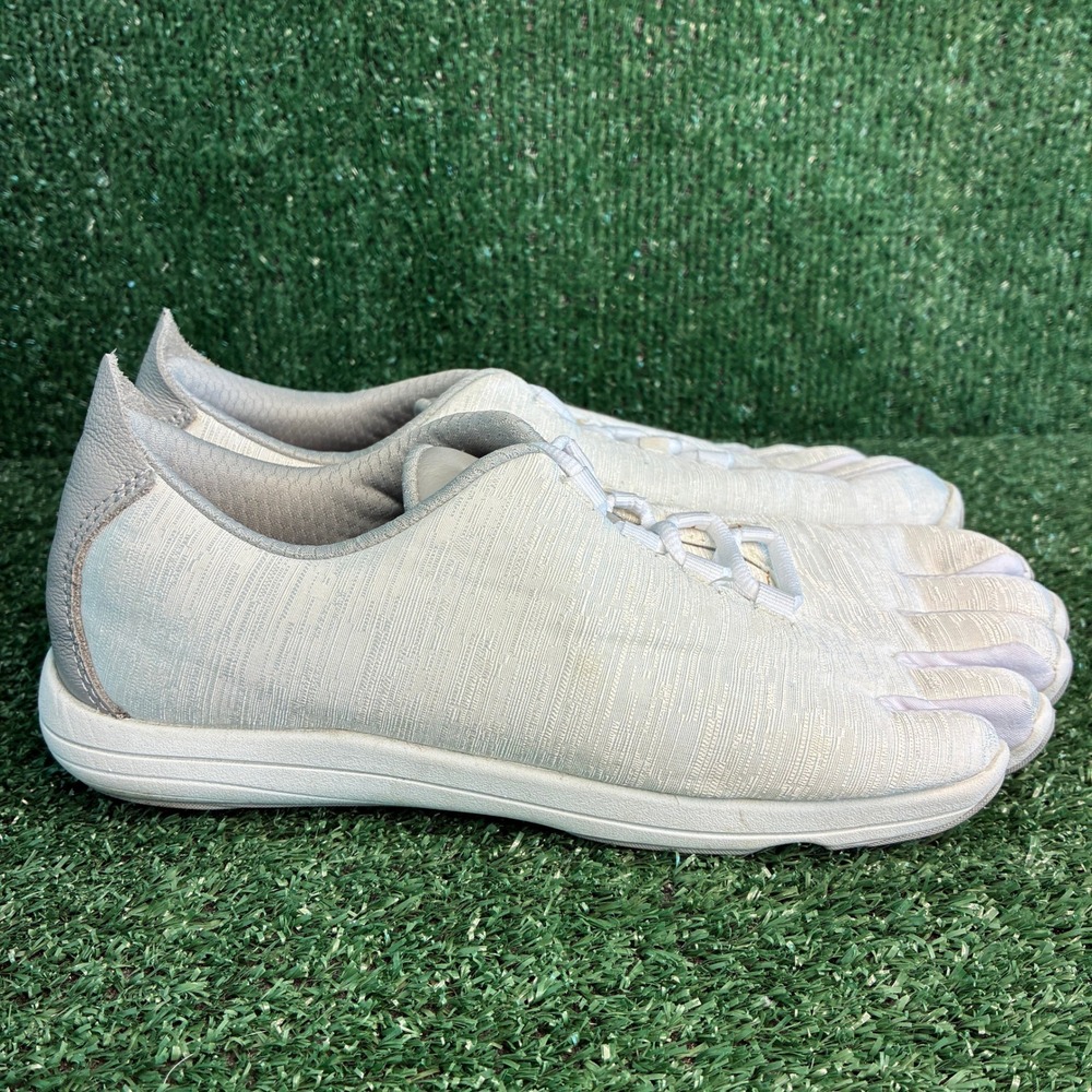 Peluva Strand Sport Mesh Five Finger Barefoot Minimalist Sneakers White Mens 10